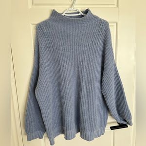 American eagle Periwinkle mock neck xs/s